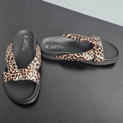 Sandalias Wild Pair Estampado Leopardo "Beck" Nudo Superior Deslizables Talla 8M  Foto 1 de 2
