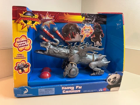 Kung Fu Panda 2 Kung Fu Cannon Sound & Lights Kaboom Dreamworks Mattel, READ Cover