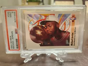 Michael Jordan 1991-92 Skybox #334 PSA 9 COME NUOVO, Upper Deck Rise to Greatness - Foto 1 di 13