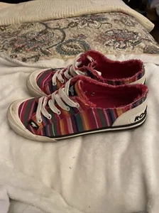 Rocket Dog Woman Rainbow Sneakers Sz 8 1/2 Cloth Comfort Fun - Picture 1 of 9