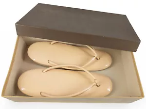 Kitsuke de Colección Crema Japonesa Zori con Fundas de Lluvia Kimono Talla 23 cm: Abril 19-D - Imagen 1 de 9