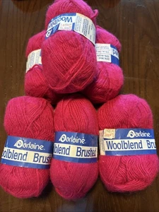 De colección 6 madejas de hilo cepillado mezcla de lana Darlaine ~ fucsia - Imagen 1 de 3