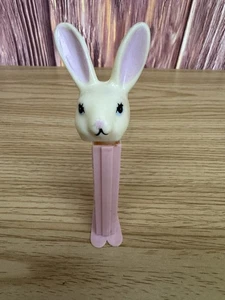 Dispenser PEZ coniglietto pasquale vintage - Foto 1 di 3