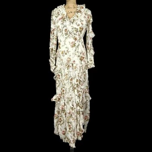 NWOT Needle & Thread Womens sz 0 Garland Petal Wrap Dress White Floral Metallic - Picture 1 of 10