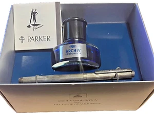 ARCHIV Deutsche Grammophon DGG PARKER Silver, Gold Fountain Pen - NEW Never Used - Picture 1 of 5