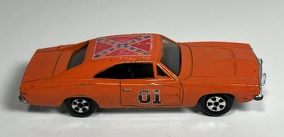 Dodge Charger Ertl General Lee Diecast The Dukes of Hazzard 1:64 Foto 1 de 4