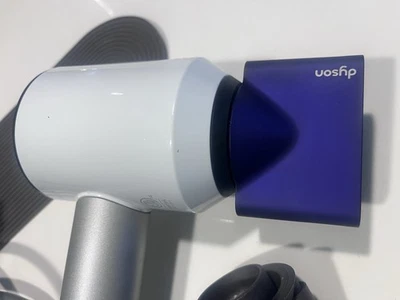 Dyson Supersonic Hair Dryer White and Blue –Refurbished + HeatMat – FreeShipping - Image 1 of 4