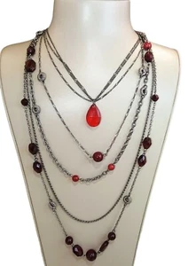 Collar para mujer multicapa llamativo enchapado en metal rojo nuevo sin etiquetas - Imagen 1 de 4