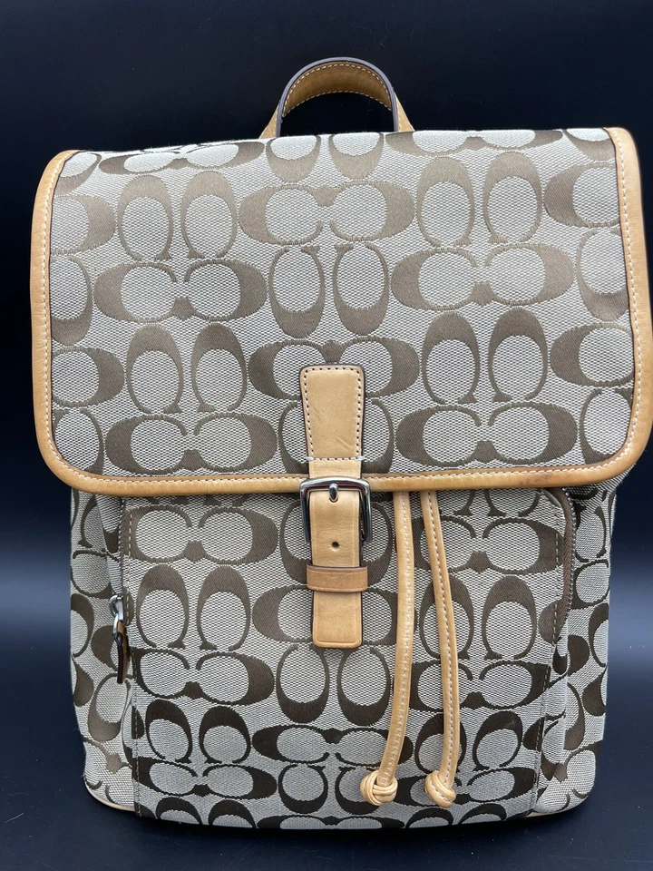 Coach Classic Signature C VACHETTA Mochila Bolso con Hebilla Tostada/con Bolsa para el Polvo Foto 1 de 1