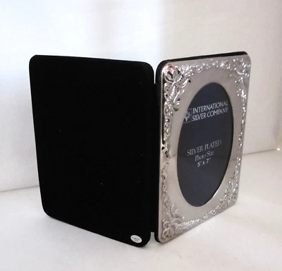 Álbum de fotos de plata International Silver Co contiene 30 fotos de 5" x 7" Foto 1 de 4