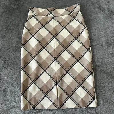 Falda lápiz midi Ann Taylor neutra a cuadros cintura alta con abertura frontal 4 Academia Foto 1 de 4