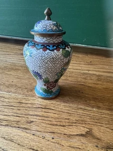 Vintage Chinese Brass Cloisonné Lidded Ginger Jar | Enamel Floral | Trinket  - Picture 1 of 10