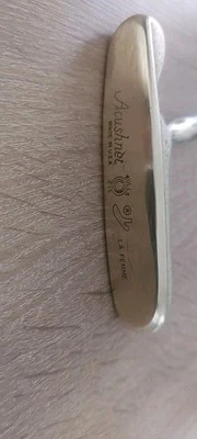 ACUSHNET BULL EYE LA FEMME 32" PUTTER  MADE IN USA  - Imagen 1 de 4