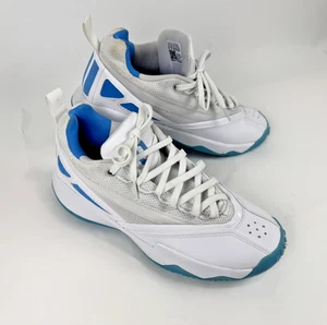Scarpe da Basket Adidas Dame Certified 2 Uomo - Bianco Blu Burst - Uomo Taglia 8,5 - Foto 1 di 15