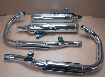 Juego de pares y tubos silenciadores de escape Royal Enfield Super Meteor 650 2023 (13506) Foto 1 de 4