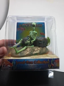 Vintage 1999 Penn Plax Action Air Aquarium Ornament Decoration Skeleton Cat 0-85 - Picture 1 of 6