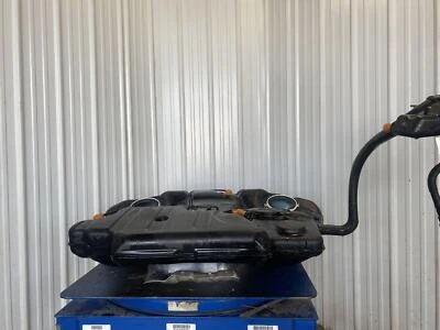 05-11 AUDI A6 TANQUE DE GASOLINA 21,1 GALÕES - Imagem 1 de 4