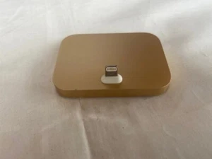 Apple Lightning Dock for iPhone - Gold (A1717) . supporto carica Apple - Bild 1 von 3