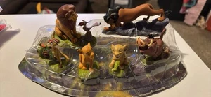 Disney store Il Re Leone playset raro con Mufasa ritirato - Foto 1 di 4