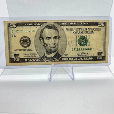 Old Design $5 Dollar Bill Series 2001 (25998648) Old US Paper Currency - Image 1 of 3