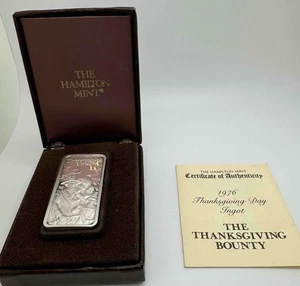 1976 Hamilton Mint Thanksgiving .999 1 oz Fine Silver Ingot with Case & COA - Foto 1 di 1