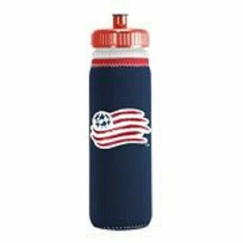 NEW ENGLAND  22oz SQUEEZABLE PLASTIC WATER BOTTLE FROM KOLDER (CLOSEOUT) Cover