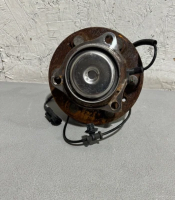 Dodge Ram 1500 2019-2023 cubo de rueda OEM 538AE 47439 Foto 1 de 4