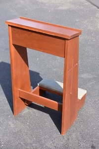 Nice Older Oak Wood Pivoting Church Kneeler (CA200A) chalice co. - Picture 1 of 5
