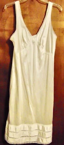 Vintage Sear's Women's Full Slip Lace Trim Size 38 100% Nylon - Picture 1 of 6