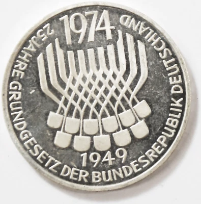 1974 F Germany Federal Republic 5 Marks Silver Proof Coin KM#138 - Image 1 of 2