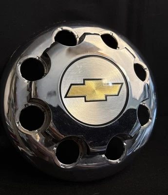 2002-2016 Center Cap 8 Lug Chevrolet Silverado Express 3500 FrontDually 15053704 - Image 1 of 4