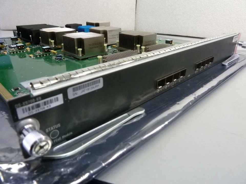 Cisco MDS 9000 DS-X9708-K9 10-Gbps 8-Port FCoE Module 73-13747-01 - Image 1 of 1