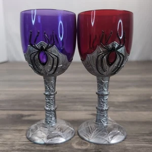 2 rote & lila Spinne Halloween Requisite Kelch Tassen 7 in Kostüm Zubehör - Bild 1 von 8