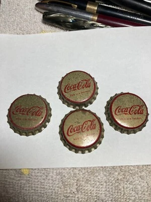1940's Unused pre WWII Era Coca Cola Crown Bottle Caps Cork Bottoms lot of 4. - Image 1 of 4