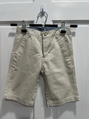 CHAPS 纽扣 Fly 平前 Chino 卡其色口袋短裤 尺寸 7 男孩 Pre Lovedd — 第 1/4 张图片
