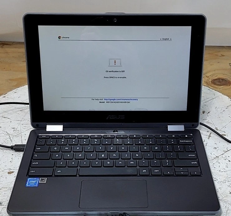 Chromebook ASUS c213s Intel Celeron N3350 32GB 4GB VER NOTAS Foto 1 de 4