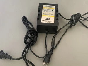 3M Single Unit Ladestation Air Mate Charger 520-03-73, YL7160, 12V 800mA - Bild 1 von 6