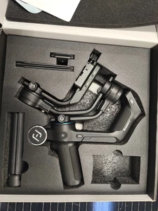 FeiyuTech SCORP C2 Gimbal für Sony Canon Nikon geprüfte Ware, kaum genutzt - Bild 1 von 6