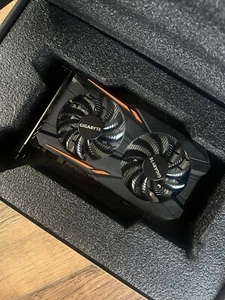 GIGABYTE GeForce GTX 1050 OC NVIDIA 2gb - Picture 1 of 9