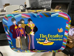THE BEATLES Yellow Submarine Large Tin Tote RARE DISNEY PARKS  10" x 7" x 3" - Picture 1 of 5
