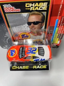 Chase The Race Series Rickey Craven #32 Tide Die Cast 1:64 New Racing Champions - Picture 1 of 6