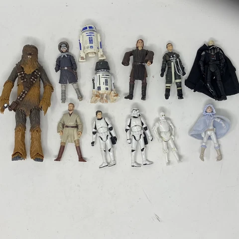 LOT of STAR WARS 2000s HASBRO 4" ACTION FIGURES LEGACY COLLECTION MIXED LOT Cover