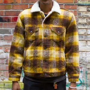 Levi's Premium Tweed Vintage Fit Sherpa Trucker Jacket 791290015 - Picture 1 of 3