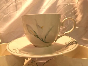 7 Sets by ARITA Japan CONTOURS RAPTURE Pretty White Flower Lily Cups Saucers - Picture 1 of 6
