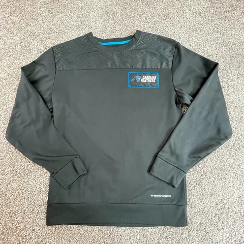Carolina Panthers Sweatshirt Mens Small Black Pullover NFL Football Majestic Cover