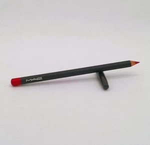 MAC Lip Pencil Crayon A Levres CHERRY 1.45g / 0.05oz *NEW* - Picture 1 of 2