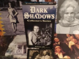 DARK SHADOWS-C.25 VHS TV SERIES DRAMA HORROR SUSPENSE CREATURES MONSTERS - Picture 1 of 12