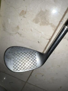 Robert Jones, Jr. Spalding Autograph 9 Iron - Has fish scale grooving - Picture 1 of 9