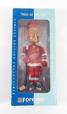 Steve Yzerman Detroit Red Wings Forever Collectibles Men of the Ice Bobblehead Cover