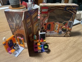 LEGO Harry Potter: Hogwarts Classrooms (4721) Complete with Box & Instructions